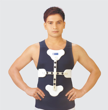 Buy Dynamic Dyna Chest Brace with Sternal Pad (1435) (L) 1's Online at  Discounted Price